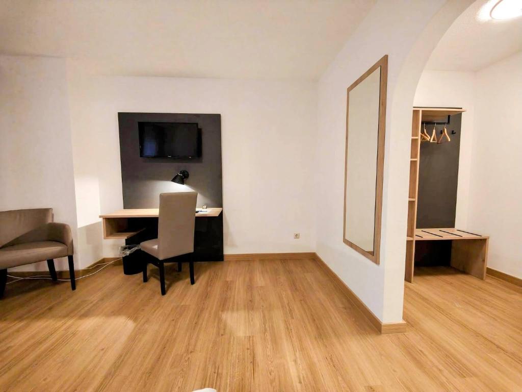 Posezení v ubytování A8 Hotel im Darchinger Hof Bed & Breakfast - Zwischen Holzkirchen und Weyarn - Zwischen München Salzburg und Innsbruck - Kurz vor dem Irschenberg