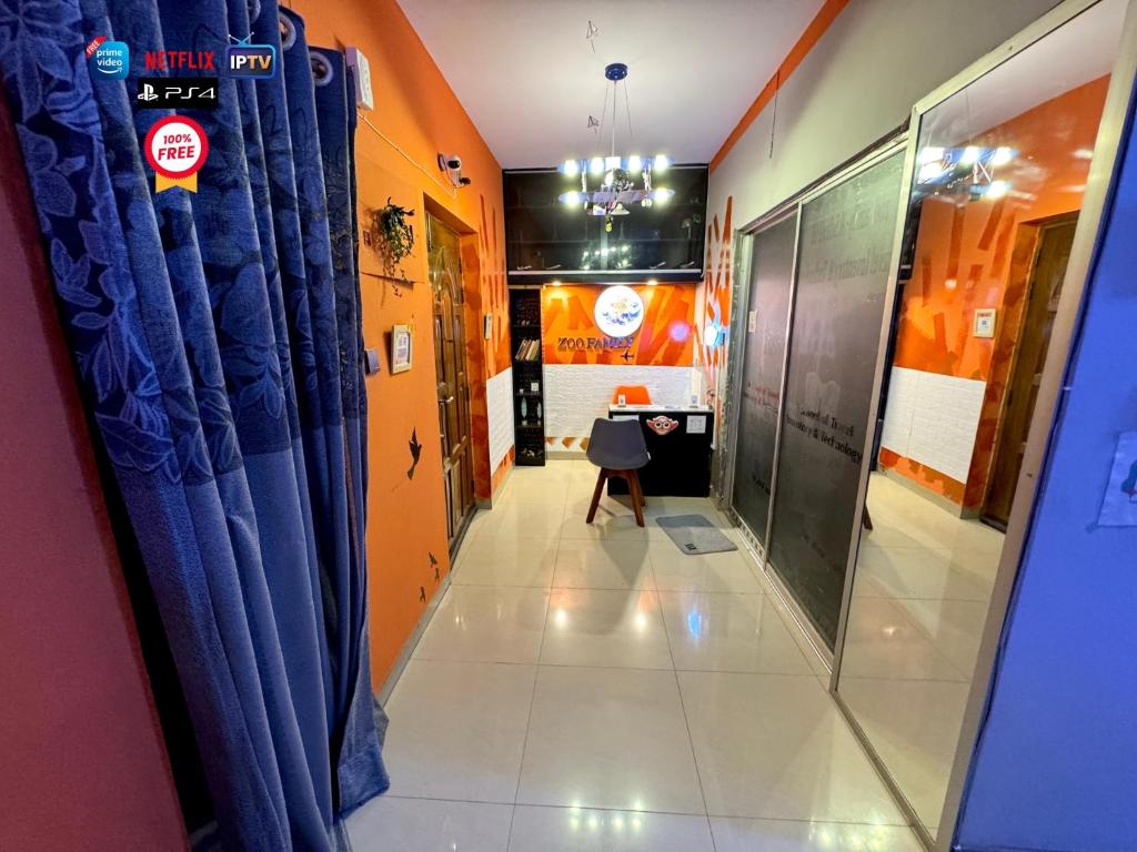 Hostel by zooFamily photo