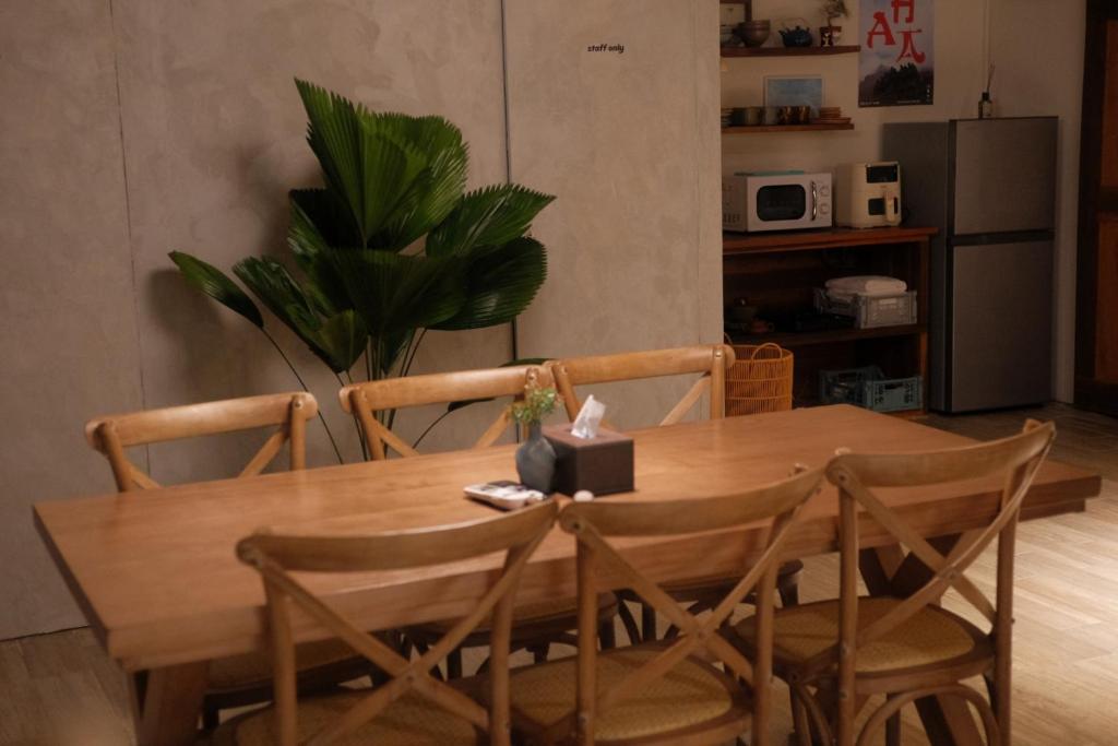 Kuchyň nebo kuchyňský kout v ubytování Yu Apartment