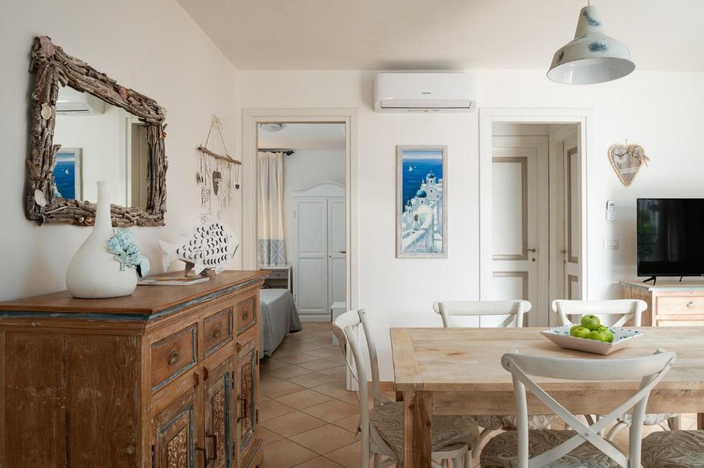 TV a/nebo společenská místnost v ubytování Maestrale Aris - Klodge