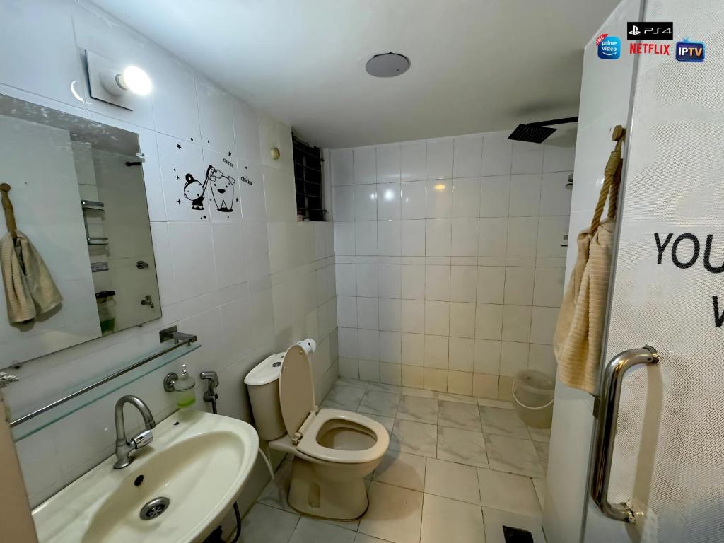 Hostel by zooFamily photo