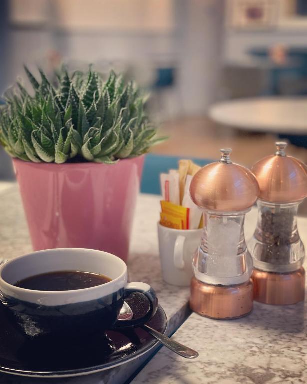 The Windermere Hotel, London - Resim 2