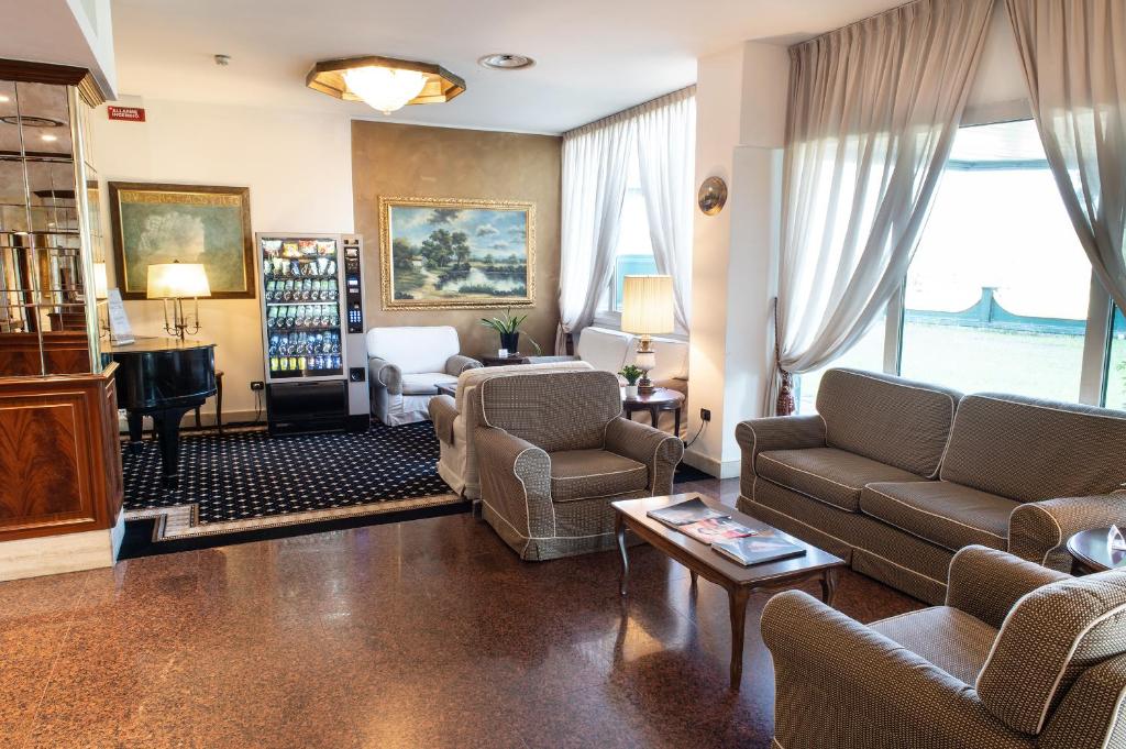 Posezení v ubytování Hotel Alga
