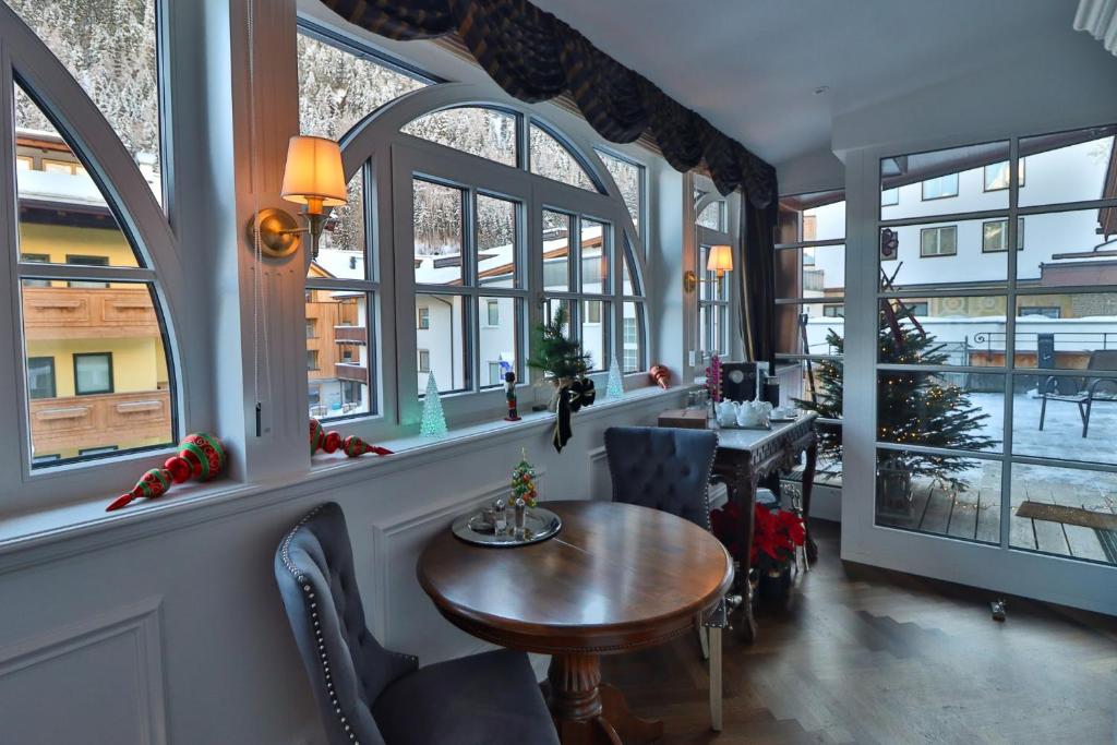 Posezení v ubytování Schneider Hof Boutique-Hotel Garni Superior