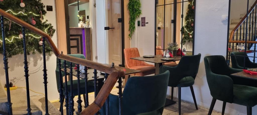 A Heritage Split - Resim 41