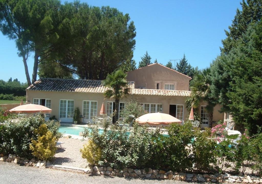 Gites Climatisés Piscine Chauffée La Balancelle, Saint-Rémy-de-Provence –  Updated 2023 Prices