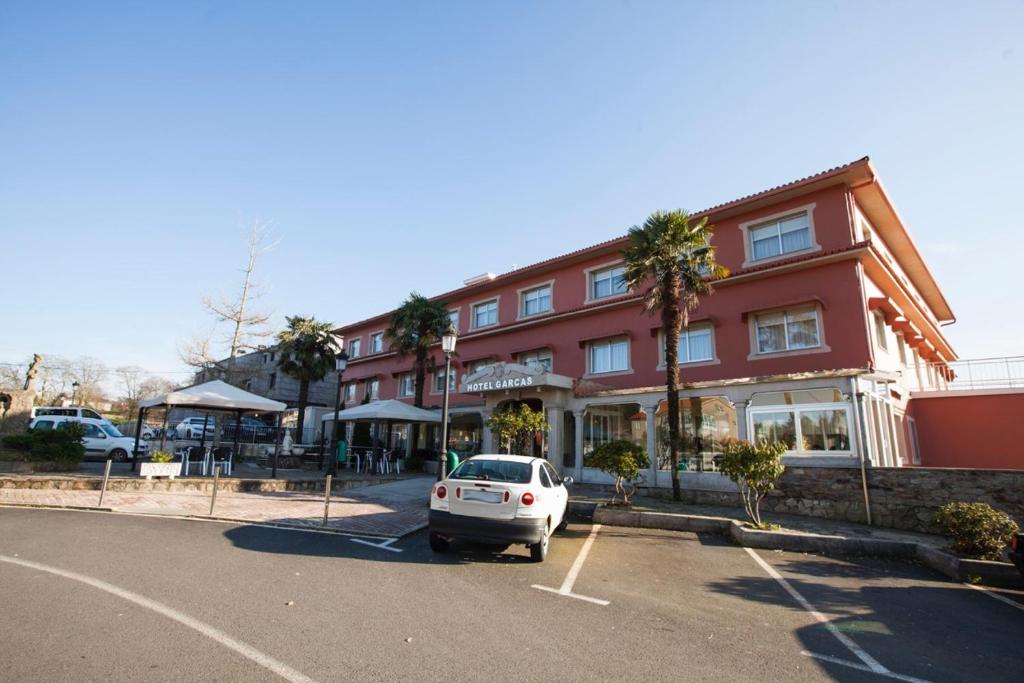 Hotel Garcas, Lavacolla – Updated 2022 Prices