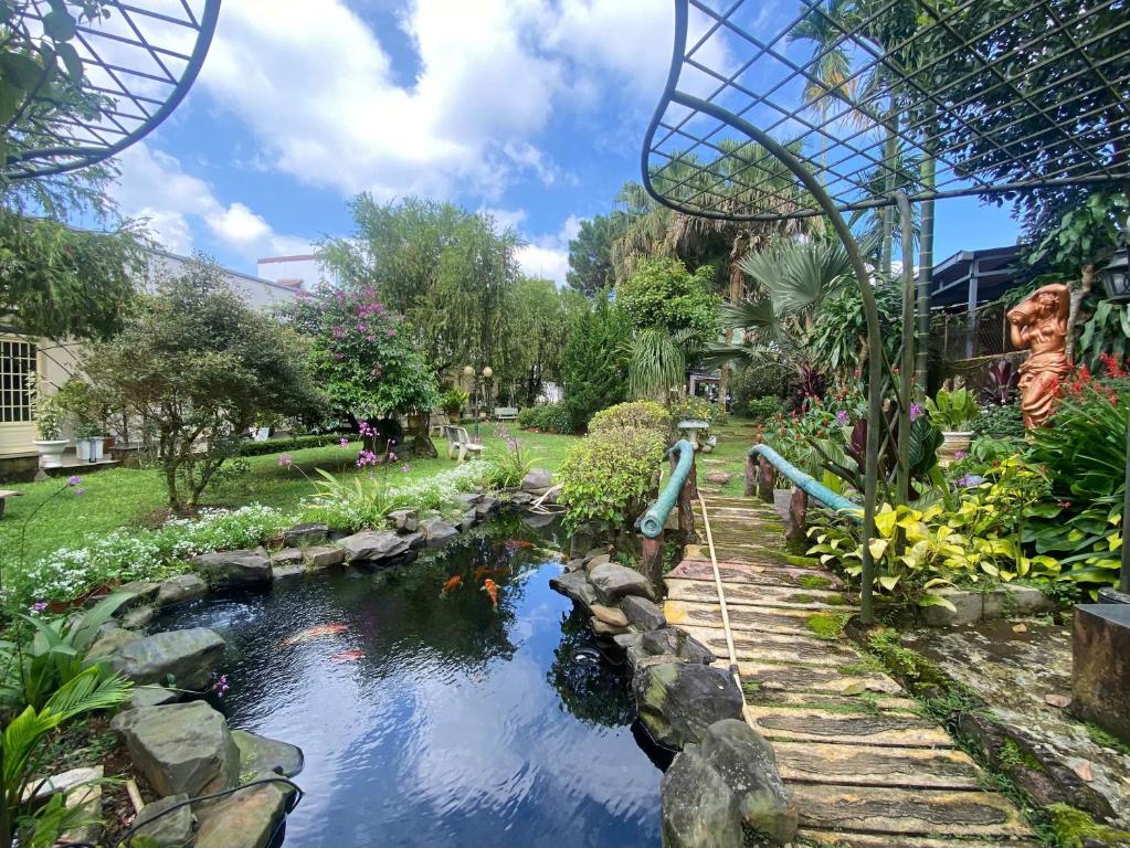 Zahrada ubytování Khách sạn Bảo Lộc Garden