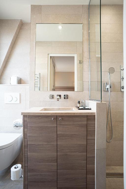 Hôtel Perreyve - Jardin du Luxembourg - Resim 6