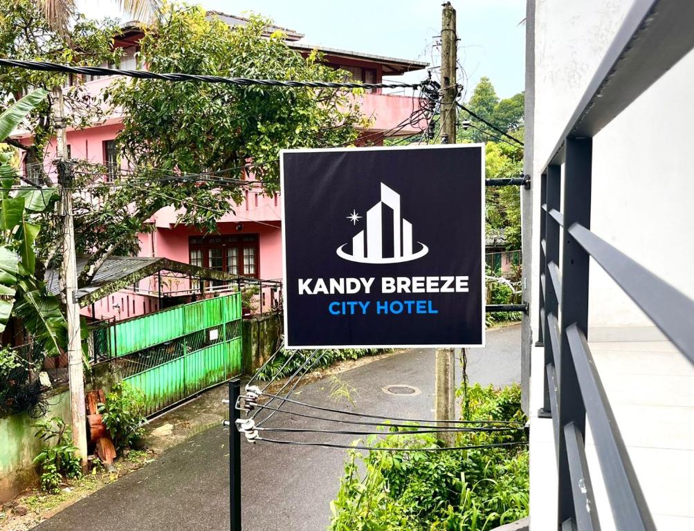 Certifikát, hodnocení, plakát nebo jiný dokument vystavený v ubytování Kandy Breeze City Hotel