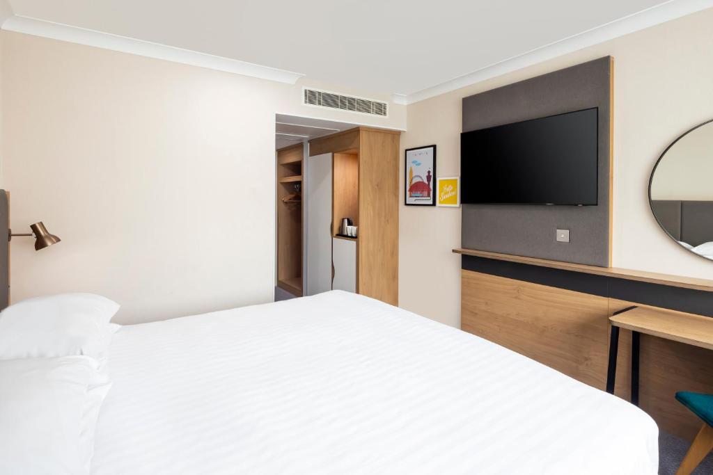 Holiday Inn London - Gatwick Airport, an IHG Hotel - 