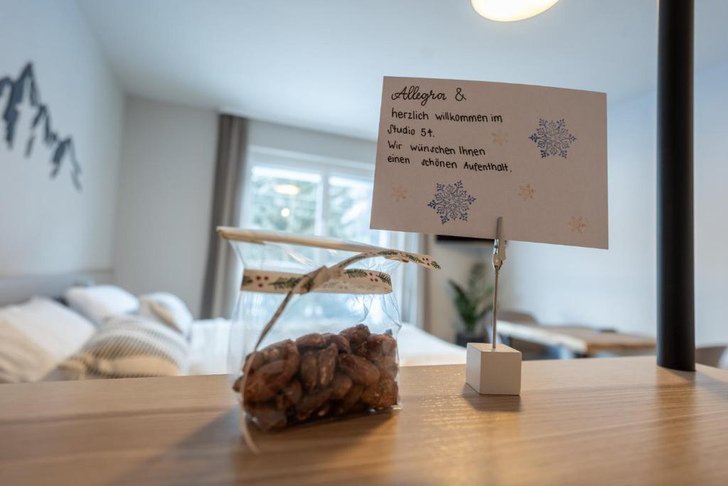 Postel nebo postele na pokoji v ubytování Studio 54 Davos