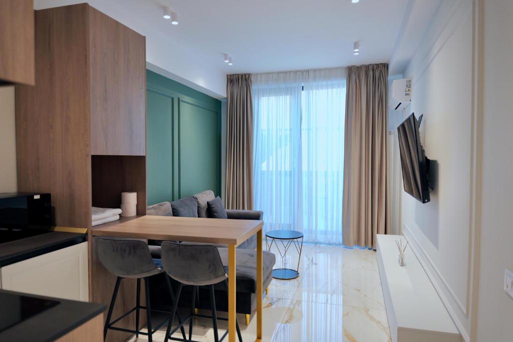 NYC Luxury Apartments for Rent | Glenwood Management