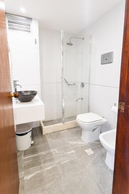 Koupelna v ubytování Hotel Alhambra