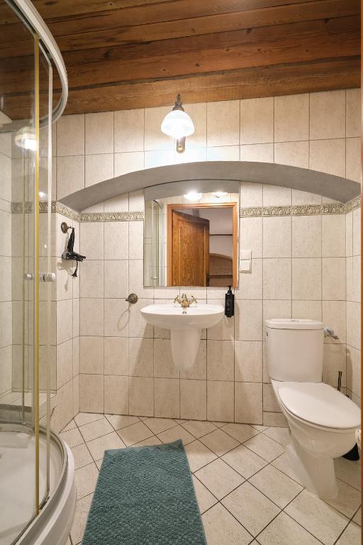 Vincent OldTown Apartments - 14