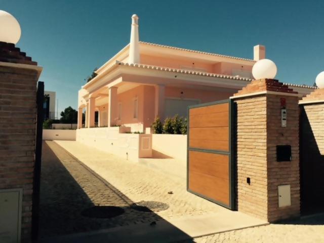 Ảnh trong thư viện ảnh của Vodolls Guest House ở Albufeira