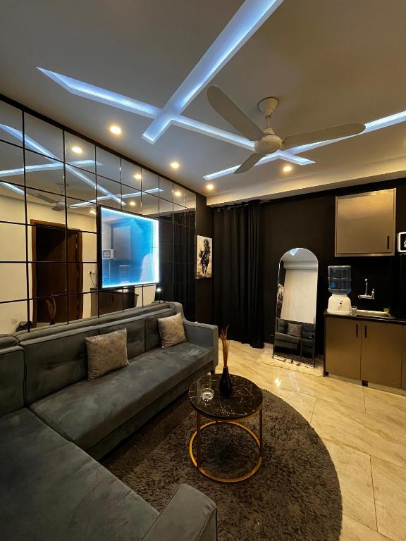 TV in/ali zabaviščno središče v nastanitvi Cineplex Lodges