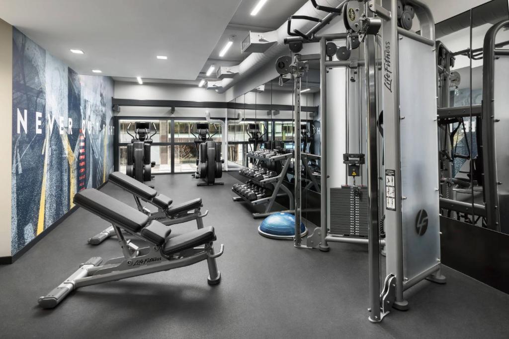 Fitness centrum a/nebo fitness zařízení v ubytování AC Hotel by Marriott Washington DC Downtown