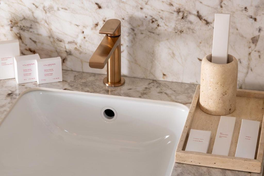 Madame Drouot & Spa - Opera - 14