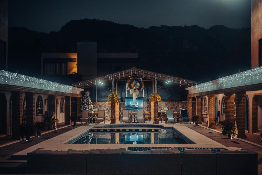 Bazén v ubytování Casa Arcos Tepoztlán nebo v jeho okolí