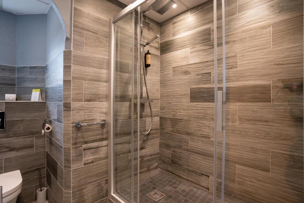 Koupelna v ubytování Hôtel La Réserve