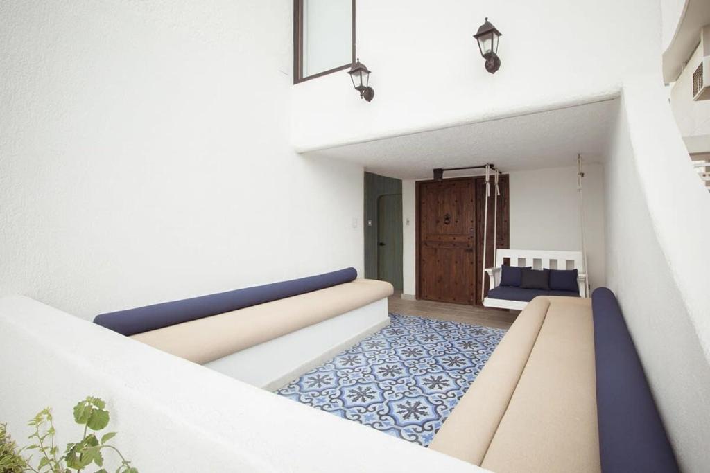 Posezení v ubytování Luxury 2BR House with Ocean View in Castillogrande