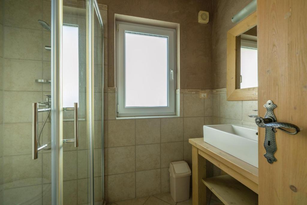 Koupelna v ubytování Villa Bellavista with 8 Bedrooms, Private Pool and Sauna
