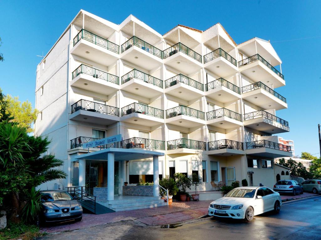 Thomas Beach Hotel