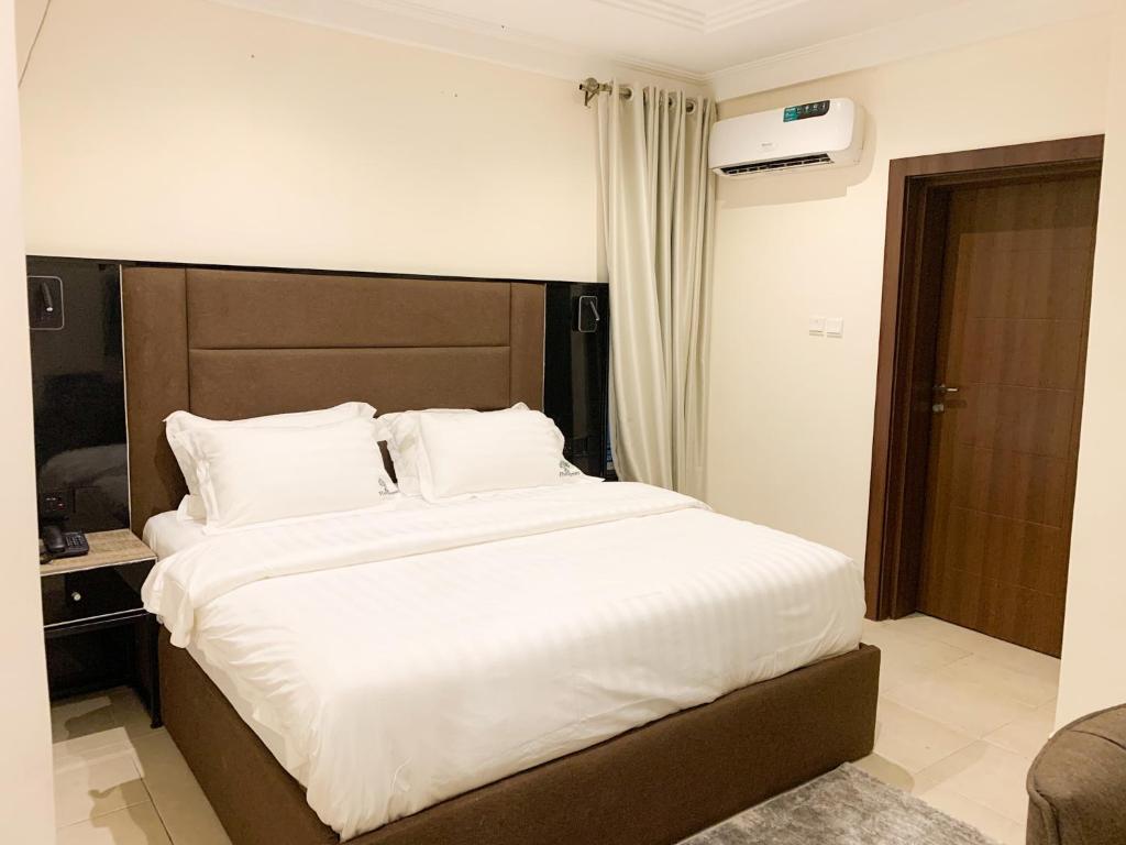 Fotografie z fotogalerie ubytování Five Homes Hotel and Apartments v destinaci Abudža