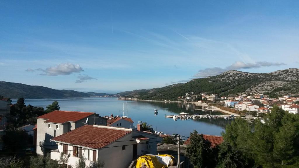Gallery image of Apartments Skipper in Seget Vranjica