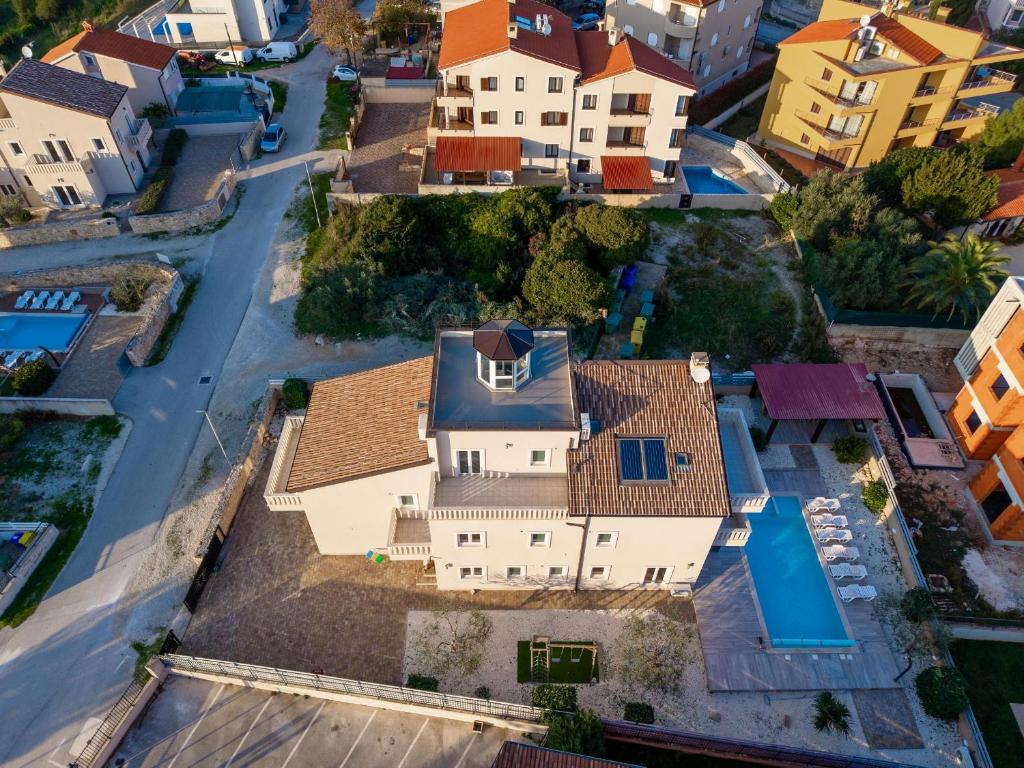 Okolí vily