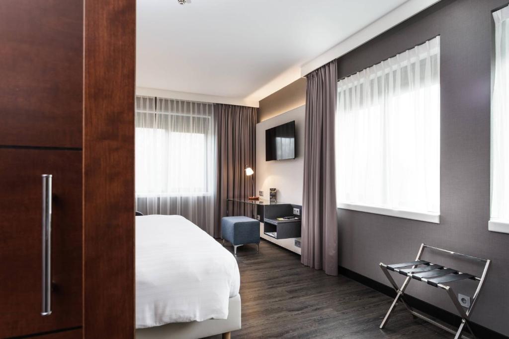 Courtyard by Marriott Amsterdam Airport - Resim 30