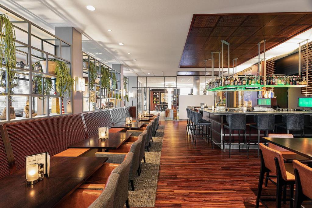 Courtyard by Marriott Amsterdam Airport - Resim 44