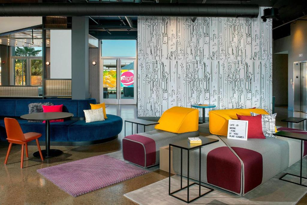 Aloft by Marriott Dublin-Pleasanton photo