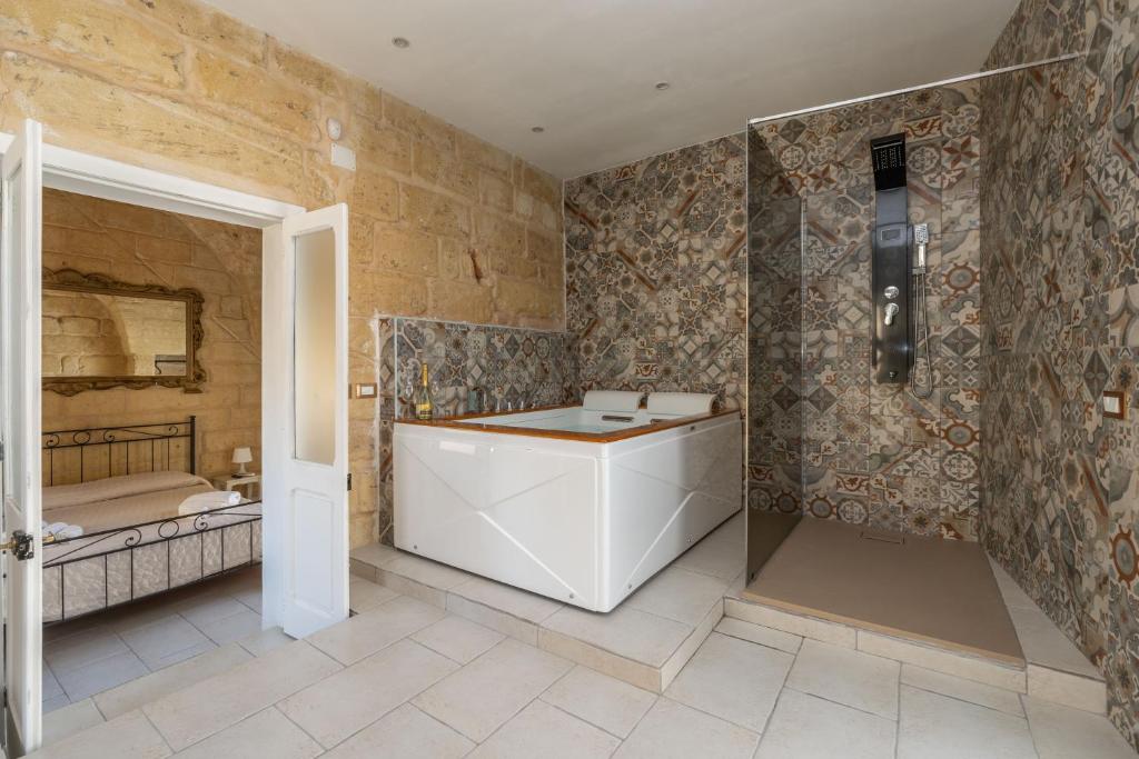 Koupelna v ubytování Victoria Luxury Suite