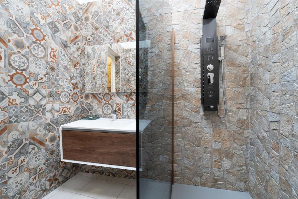 Koupelna v ubytování Victoria Luxury Suite