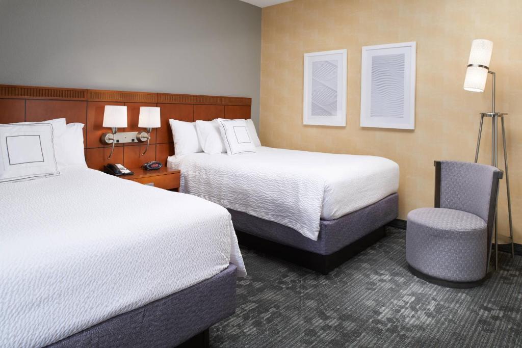 Courtyard by Marriott Lexington North - Suite, 2 Doubles, Canapé-lit