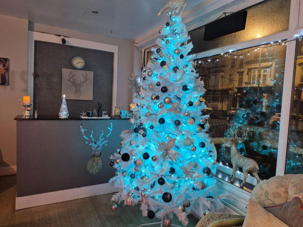 MyRoomz Silver Strand Hotel - Resim 36