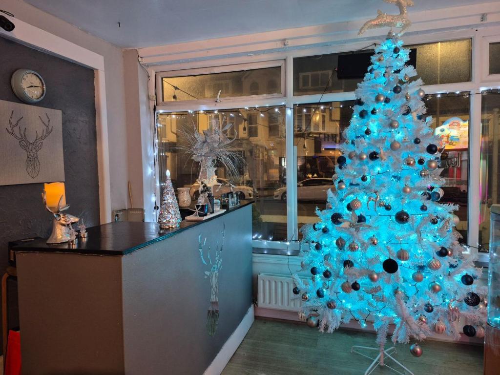 MyRoomz Silver Strand Hotel - Resim 33