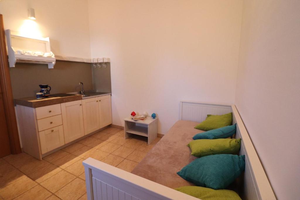 Kuchnia lub aneks kuchenny w obiekcie Casa Regina Residence Torre Santo Stefano in Otranto 3 places