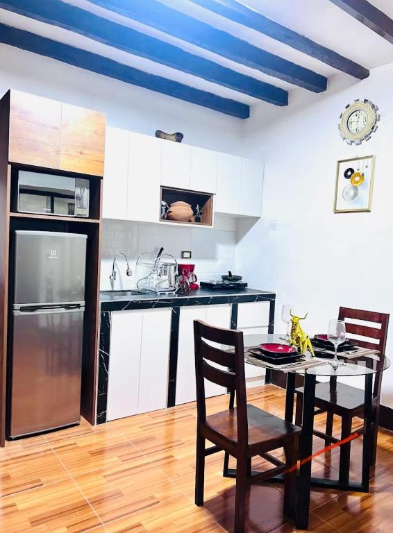 Adelina Classic Matrimonial