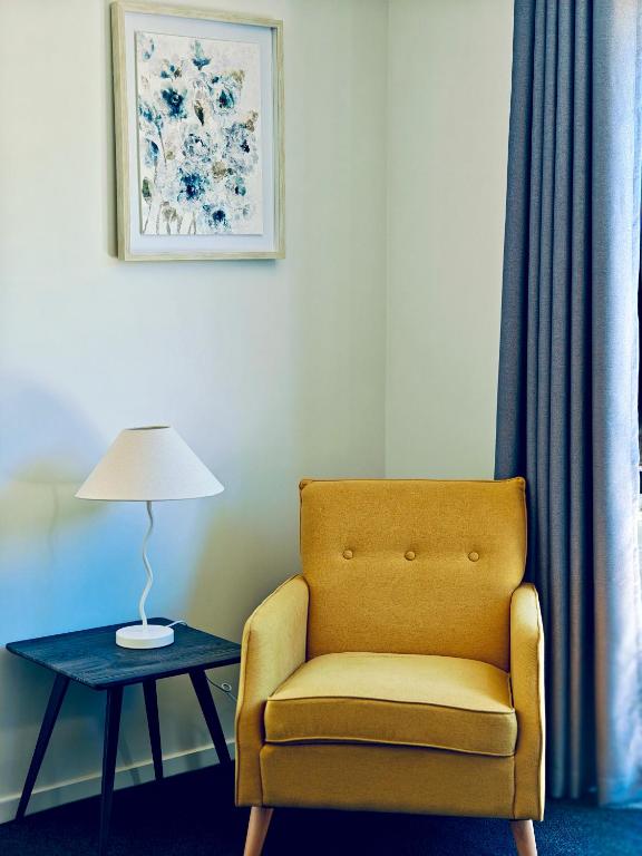 New Built Gem in Hillcrest - Resim 25