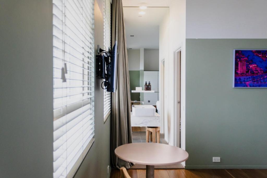 The Prince - Resim 44