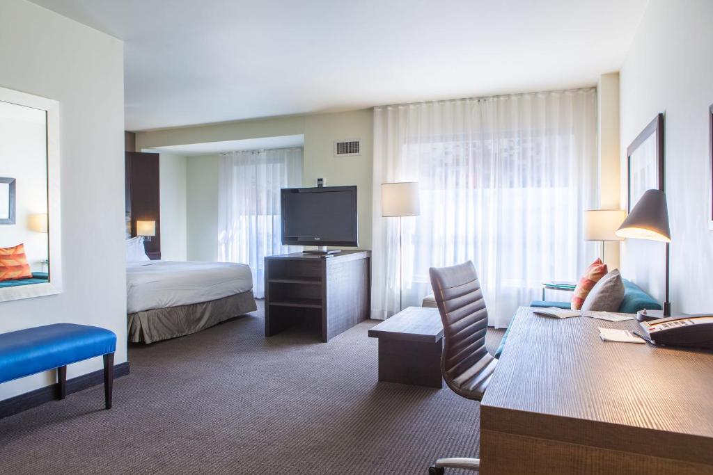 Aloft by Marriott Silicon Valley photo