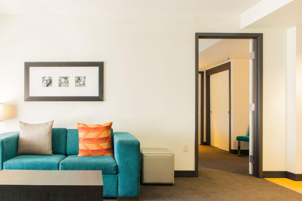 Aloft by Marriott Silicon Valley - Savvy, Suite, Bedroom 1: 1 King, Bedroom 2: 1 King