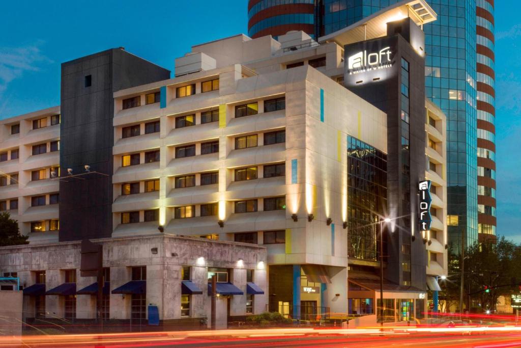Aloft Nashville West End - Housity
