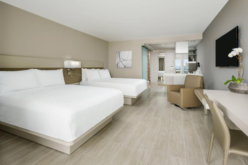 Postel nebo postele na pokoji v ubytování AC Hotel by Marriott San Juan Condado