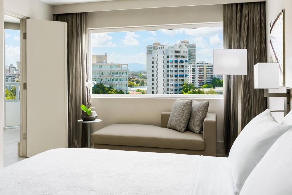 Postel nebo postele na pokoji v ubytování AC Hotel by Marriott San Juan Condado