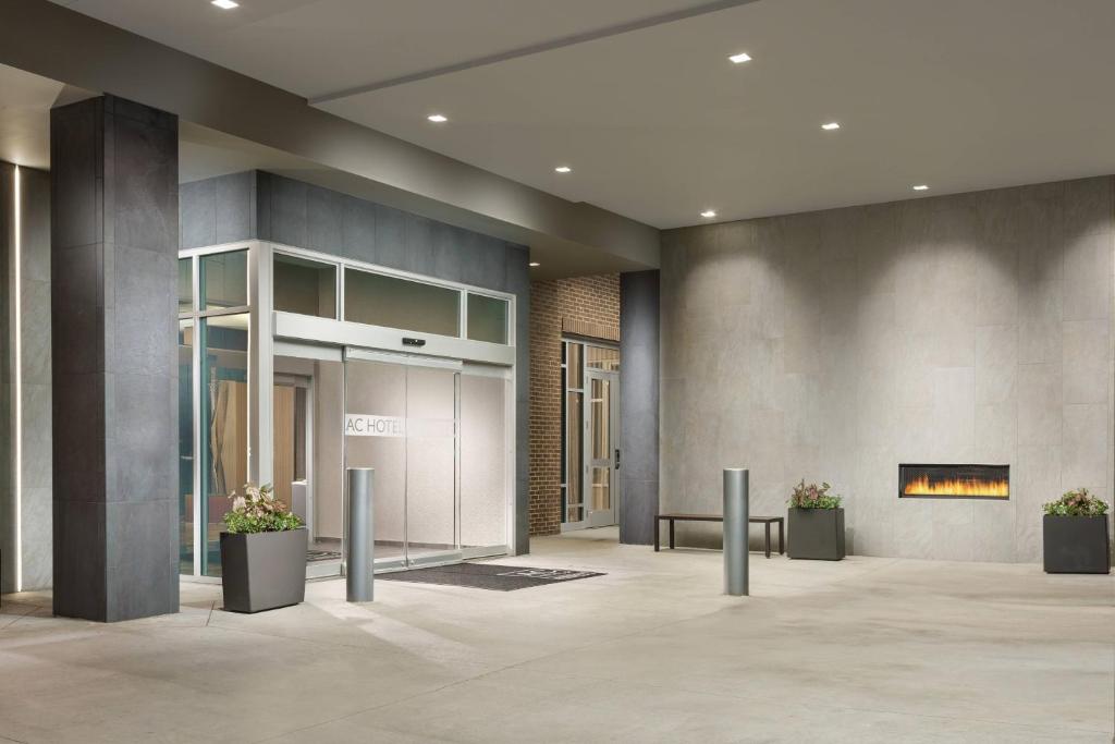 AC Hotel by Marriott Chapel Hill Downtown photo