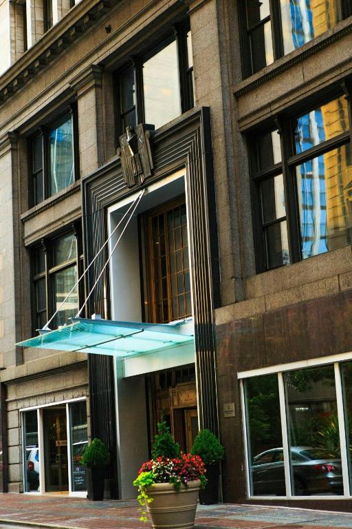 Renaissance Cincinnati Downtown Hotel photo